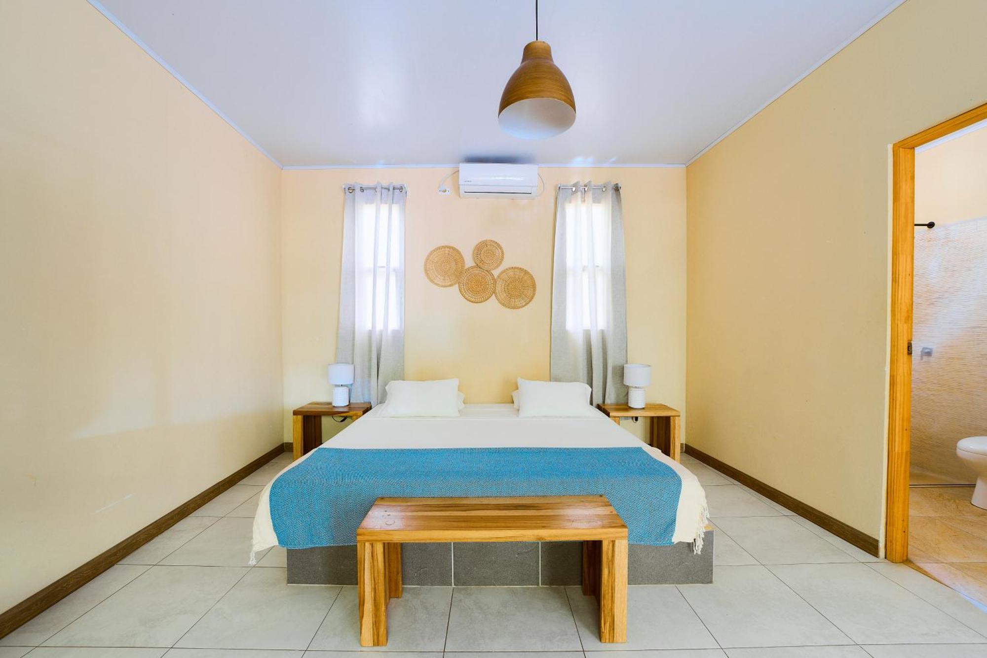 La Tica Y La Gata Otel Puerto Viejo de Talamanca Dış mekan fotoğraf