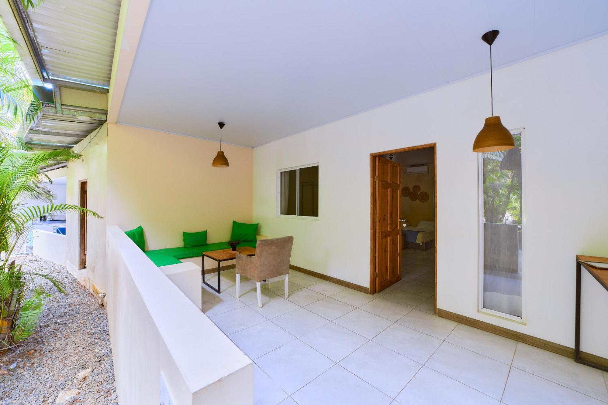 La Tica Y La Gata Otel Puerto Viejo de Talamanca Dış mekan fotoğraf